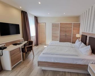 Wald-Hotel - Ostseebad Sellin - Bedroom