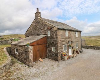 New Cottage Farm - Buxton - Building