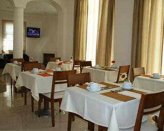 Hotel Vila Verde - Каштру-Верді - Ресторан