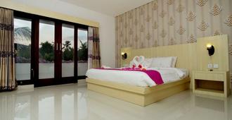 Puri Saron Senggigi Hotel - Senggigi - Phòng ngủ