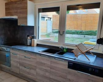 Charmante maison 8 personnes à 2 pas de Wimereux - Wimille - Cocina