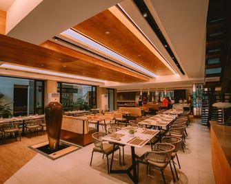 The Maximilian Hotel - Cauayan - Restaurant