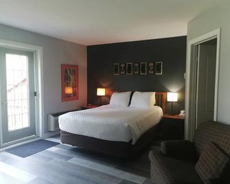 Auberge du Vieux Foyer - Val-David - Спальня