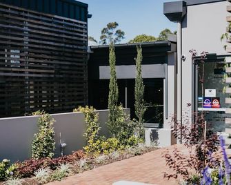 Shortland Budget Accommodation - Newcastle - Outdoors view