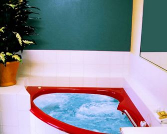 Avlon Gardens Motel - Ballina