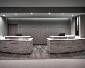 Residence Inn by Marriott Lynchburg - Lynchburg - Receptionist