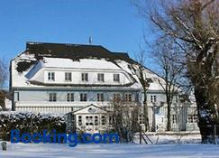 Haus Antje - Ostseebad Wustrow - Building
