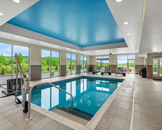 Hampton Inn by Hilton Cooperstown - 庫柏 - 游泳池