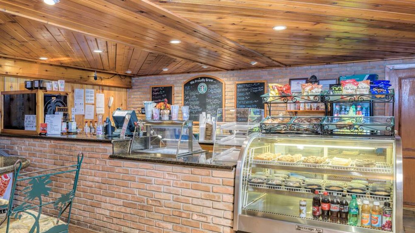 آيلا جراند بيتش ريزورت