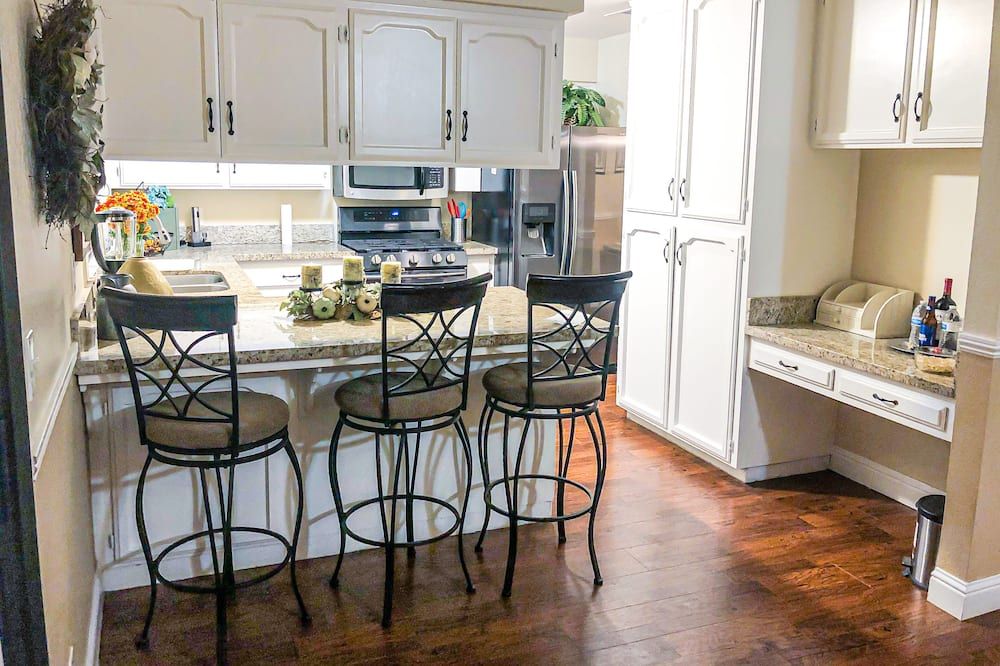 Beautiful House - Near 3 National Parks! - Selma - Kitchen
