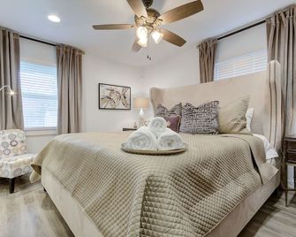 Crown - A Birdy Vacation Rental - סן אנטוניו - חדר שינה