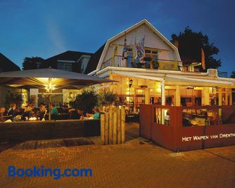 Hotel Het Wapen van Drenthe - Roden - Building