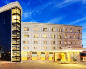 Anandha Inn Convention Centre and Suites - Pondicherry - Rakennus