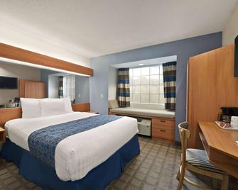 Microtel Inn & Suites by Wyndham Ponchatoula/Hammond - Ponchatoula - Bedroom