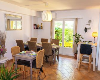 Hotel Les Oliviers - Draguignan - Comedor