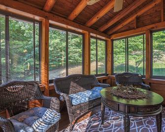 Sweet Cabin In The White Mountains - Campton - Pokój dzienny