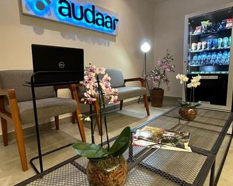 Audaar Tech Suítes - Aeroporto de Congonhas - סאו פאולו - טרקלין