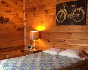 The Leakey Inn By Cmd - Rio Frio - Bedroom
