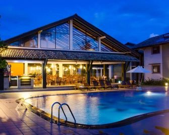 Kamili Beach Villa - Kalutara - Pool