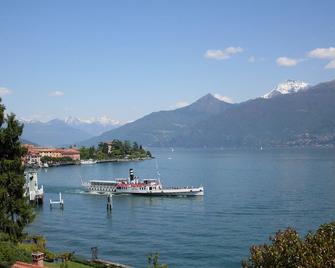 Lake Como Hostel - Menaggio - Balkon