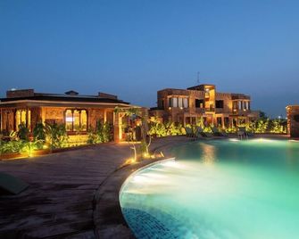Govind Bagh Resort - ג'ודפור - בריכה
