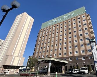 Hotel Route-Inn Tosu Ekimae - Tosu - Edificio
