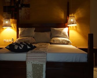 Accra Royal Castle Apartments & Suites - Kwabenyan - Bedroom