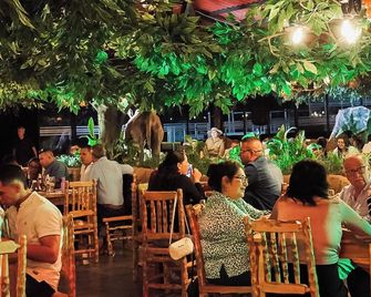 Mahawi Resort - Calarcá - Restaurant