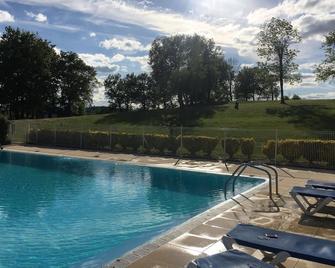 La villa 103 - Lombez - Piscina