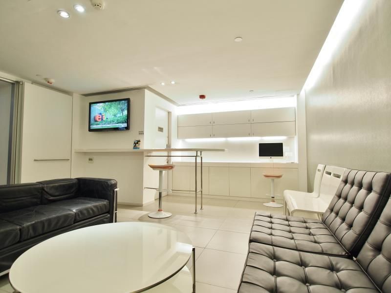 60 ويست سويتس هوتل