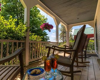 梅普爾山農場住宿加早餐旅館 - 哈洛韋爾 - 陽台