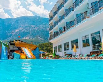 Anita Matiate Hotel - Göynük - Pool