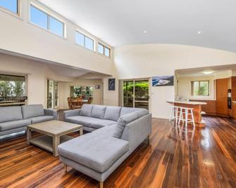 Banksia Breeze - North Haven - Living room