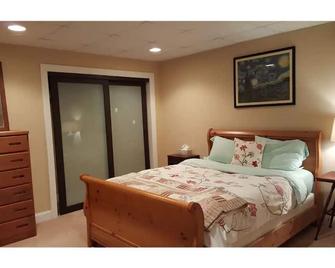 Large 1 Bedroom Suite In Cream Ridge Horse Country - Cream Ridge - Bedroom