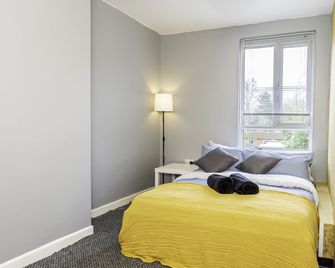 Shirley House 3, Guest House, Self Cater - Southampton - Schlafzimmer