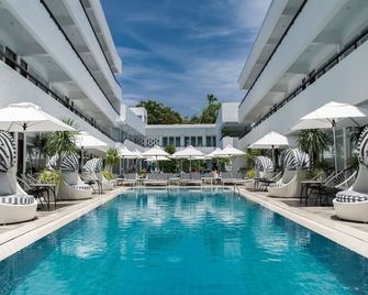 Coast Boracay - בורקאי - בריכה