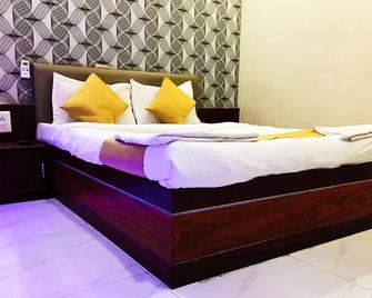 Hotel Safar Residency - מומבאי - חדר שינה