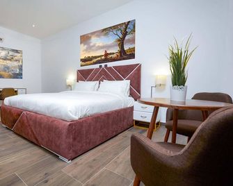 Maple Homes - Accra - Bedroom