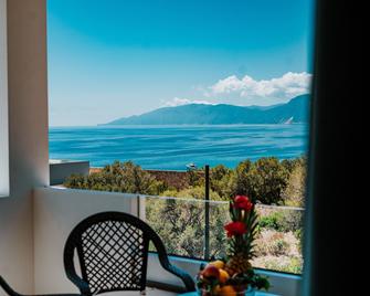 I Ginepri Hotel - Cala Gonone - Balcón