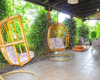 Leas Home is the ideal place to rest and relax nearby - Kourouta - Patio