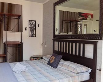 'Da Nina' - Lascari - Bedroom