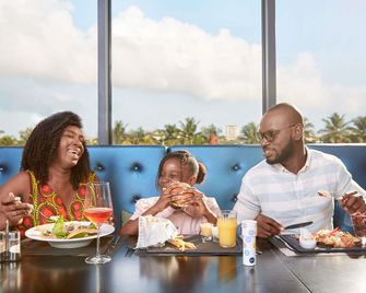 Novotel Abidjan Plateau - Abidjan - Restaurant