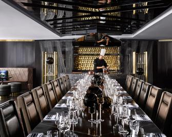 Intercontinental Hotels Hanoi Landmark72 By IHG - Hanoi - Restaurant