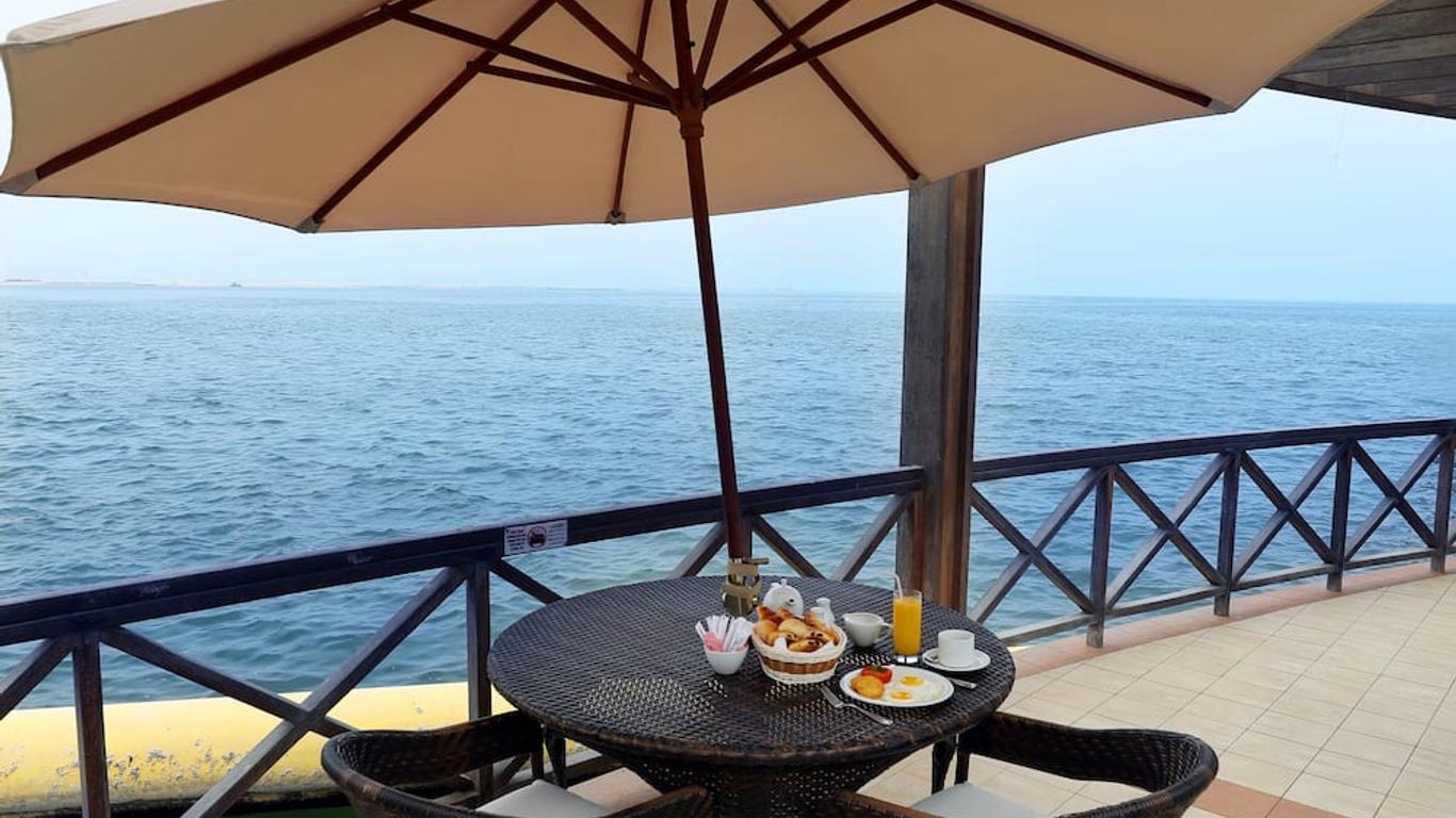 Al Bander Hotel & Resort