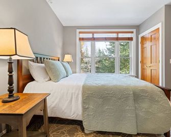 Stratton Springs Top Tier End Unit - Stratton