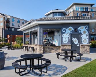 Hotel Canandaigua, Tapestry Collection by Hilton - Canandaigua - Bar