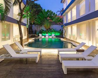 Coast Boutique Apartments - Kuta