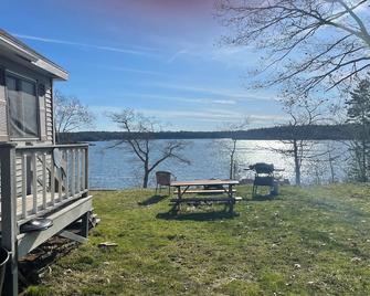 Camp Forever cottage - Harpswell - Patio