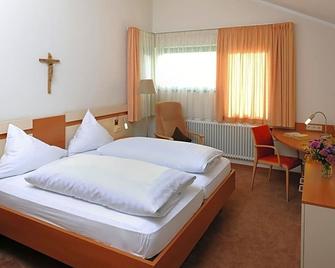 Haus Maria Lindenberg - Sankt Peter - Bedroom
