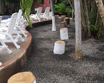 Hotel El Paraiso Escondido - Costa Rica - ג'אקו - פטיו